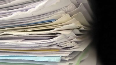 Минпромторг заявил о пользе для глаз жёлтой бумаги