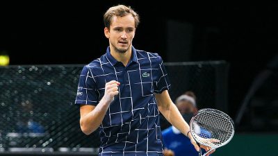 Медведев вышел в третий круг турнира в Цинциннати