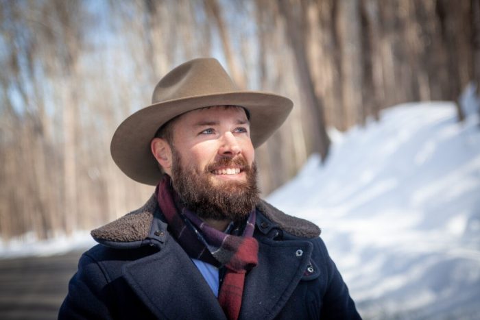 Американский певец и автор песен говорит о зле коммунизма: «Наши гражданские свободы даны Богом»