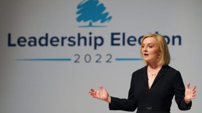 Лиз Трасс пытается уличить китайскую компартию в геноциде уйгуров