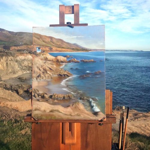 Художник пленэра пишет картины, которые идеально соответствуют окружающим его пейзажам: прибой, луга, горы…