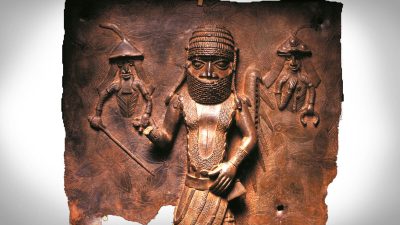 Бронзовые артефакты XIX века из Нигерии, награбленные британскими солдатами в 1897 году, будут возвращены музеем Великобритании