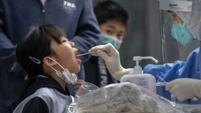 Снова изоляция: десятки миллионов китайцев заблокированы дома в преддверии ключевого партийного съезда