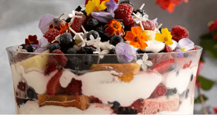 Этот эффектный ягодный трюфель обязательно станет изюминкой вашего следующего летнего пикника или праздника. (Shilpa Uskokovic/TNS)
 | Epoch Times Россия