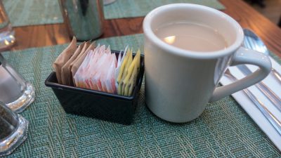 Любите искусственные подсластители? Они могут стоить вам здоровья сердца