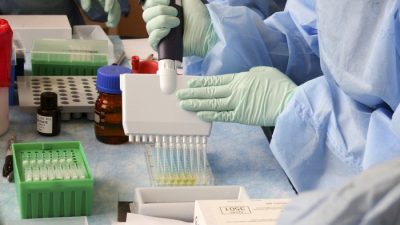 Сверхзаразный штамм коронавируса «Цербер» пришёл в Россию