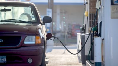 Стратегические запасы нефти в США снизились до уровня 1984 года