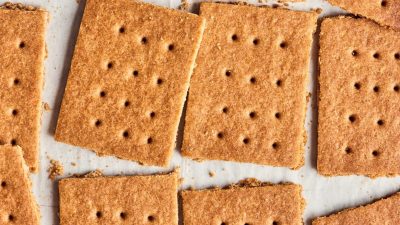Крекеры Грэм значительно вкуснее, если их приготовить дома!