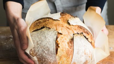 Попробуйсте сами испечь хлеб на закваске