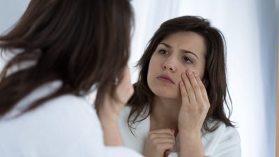 Как стресс влияет на кожу?