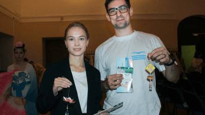 Санкт-Петербург: последователи Фалуньгун приняли участие в этнофестивале  «Символ единства»