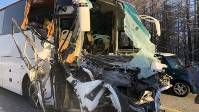 Жуткое ДТП в Якутии. Госпитализировано 12 человек