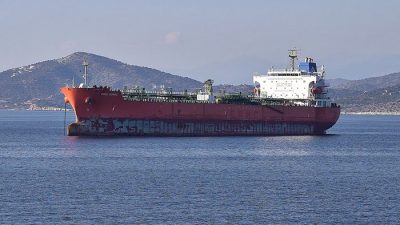 Азия вместо Европы. Поставки нефти из РФ в Европу сократились на 90%