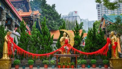 Старик под луной – Бог семьи