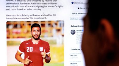 Иранскому футболисту грозит казнь за участие в протестах. Всемирный футбольный союз возмущён