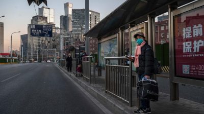 Китай отказывается от международной помощи на фоне огромного всплеска заболеваемости