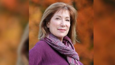 «Это моя семья»: История американки, защищающей свободу в Китае и США