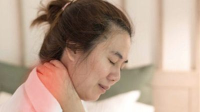 Семь упражнений для исправления «горба вдовы»