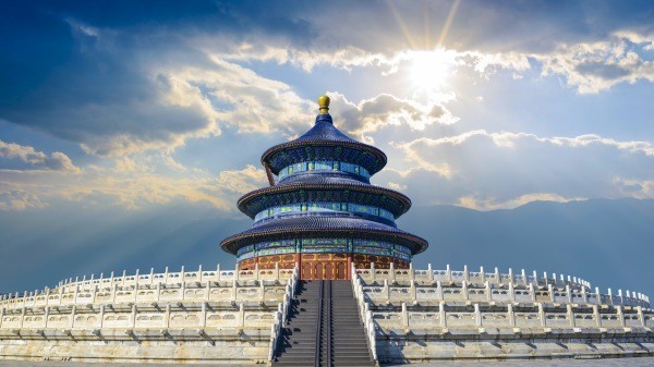 Царь У-ван из Чжоу передал своим потомкам песню «Чжи», в которой наказал помнить об этих словах и никогда не восставать против Небес. Фото: Adobe Stock | Epoch Times Россия