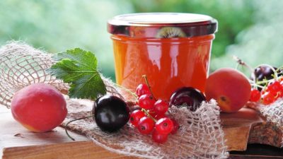 Нутрициолог советует отказаться от классического варенья