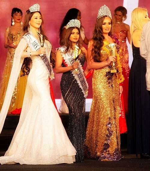 Представительница России получила титул &laquo;Миссис Вселенная&raquo;