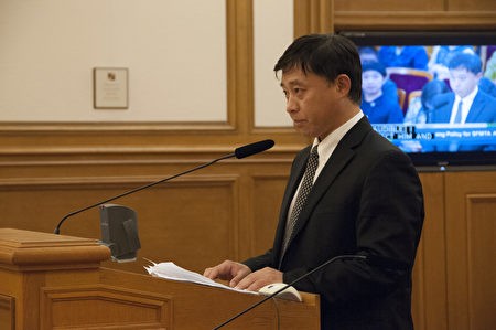 Китайский узник совести о распространении коммунизма в США