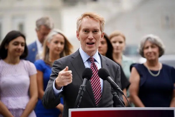 Китай и ОАЭ проведут первые совместные учения ВВС