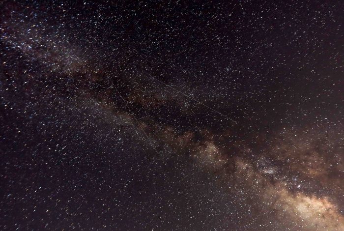 Метеоритный дождь Персеиды — лучший в году — скоро украсит летнее небо Метеоритный дождь Персеиды — лучший в году — скоро украсит летнее небо