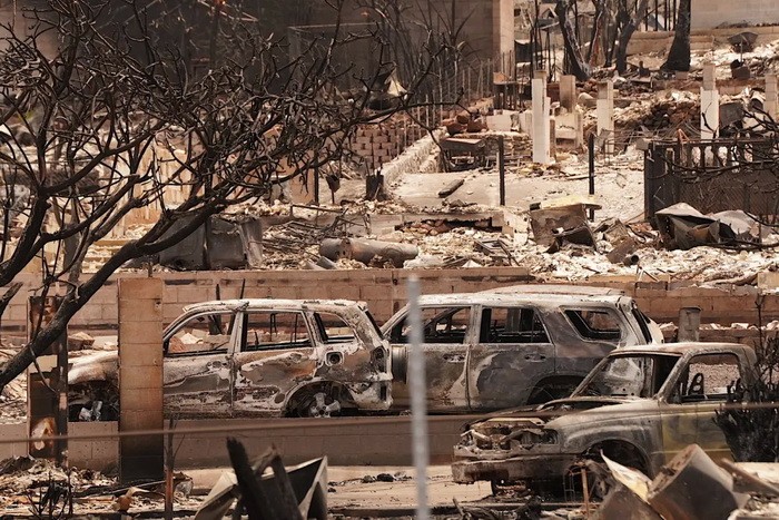 Фотообзор разрушенного пожаром гавайского города Лахайна Фотообзор разрушенного пожаром гавайского города Лахайна
