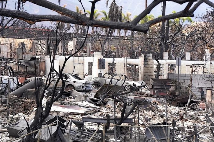 Фотообзор разрушенного пожаром гавайского города Лахайна Фотообзор разрушенного пожаром гавайского города Лахайна