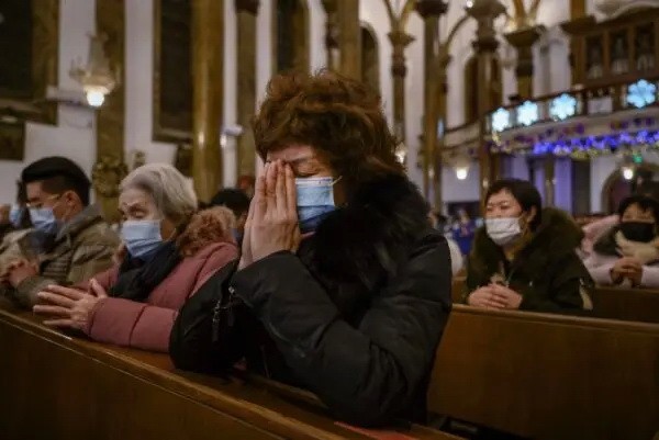 Комиссия Ватикана и Китая будет выбирать епископов, заявил Папа Франциск Комиссия Ватикана и Китая будет выбирать епископов, заявил Папа Франциск